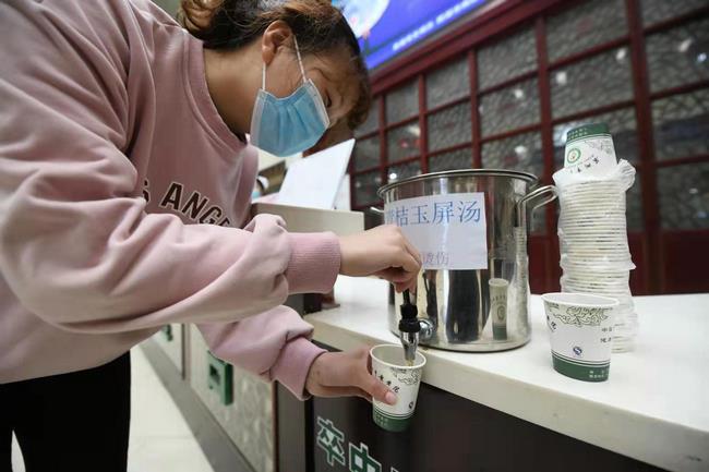 【医心抗疫】茶汤清毒 抗疫“有方” 安徽中医药高等专科学校附属医院、芜湖市中医医院防控彰显中医力量(图1)