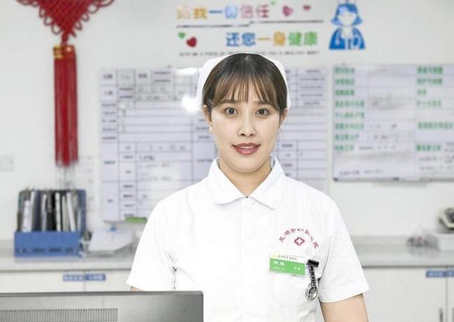 用爱心抚慰伤痛，做患者的守护天使 ——记芜湖市中医医院康复医学科护师周蓉(图1)
