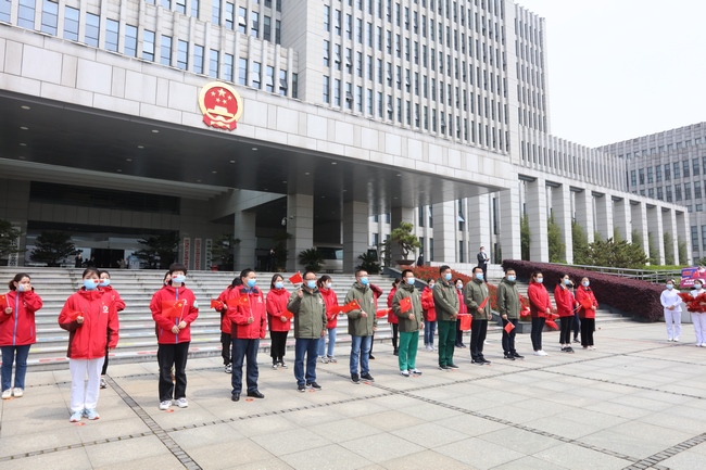 山河无恙 英雄凯旋——芜湖市中医医院援助湖北医疗队员全部凯旋(图3)