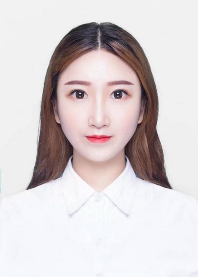 刘君荷 (Copy).png