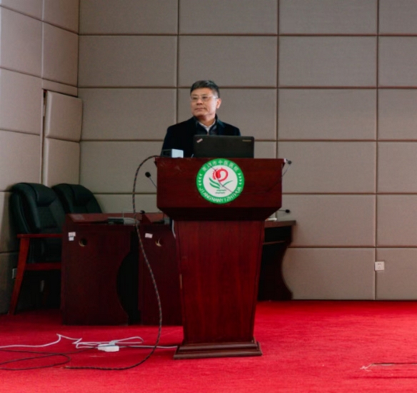 陈 (Copy).jpg