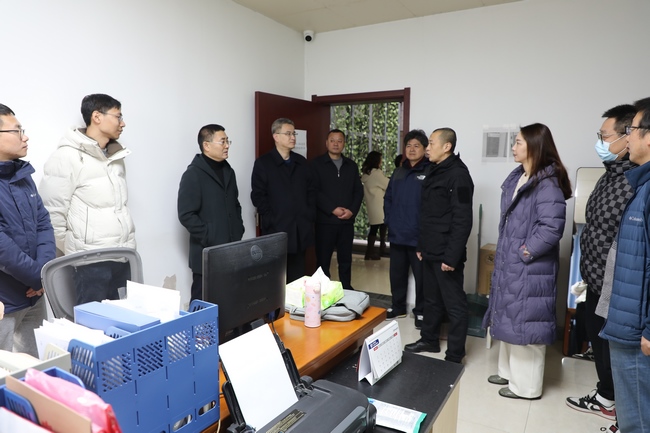 新春慰问鼓干劲 凝心聚力启新篇——院领导班子新春工作第一天向一线职工拜年送祝福鼓干劲(图6)